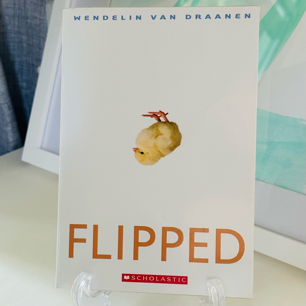 Flipped Wendelin Van Draanen Scholastic Paperback Chapter Book